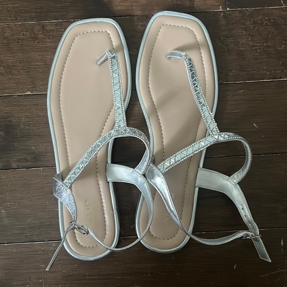 Perfect Condition Silver Sparkle Sandal - Picture 1 of 2